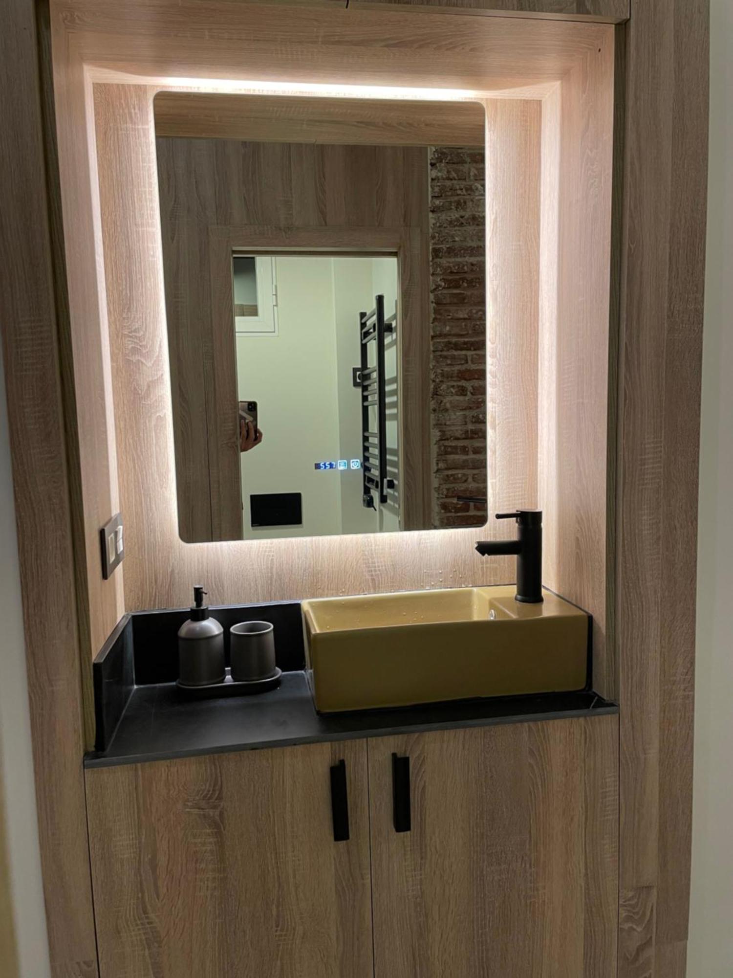 Apartamento Moderno En Edificio Historico Madrid Exteriör bild